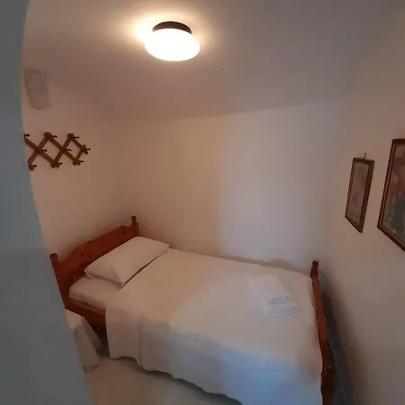 דירות Meyísti Areti'S House מראה חיצוני תמונה