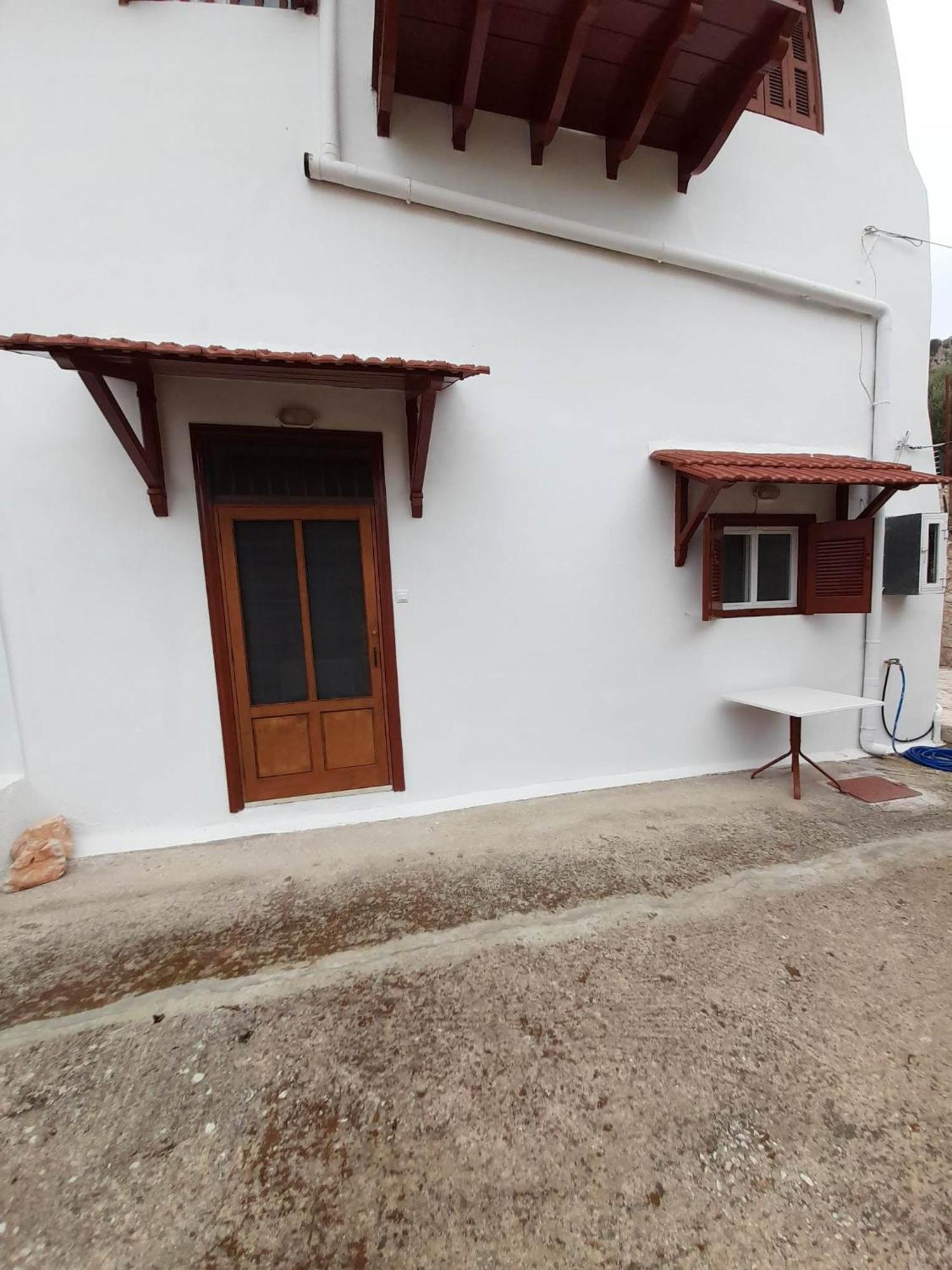 Areti's House * Megisti